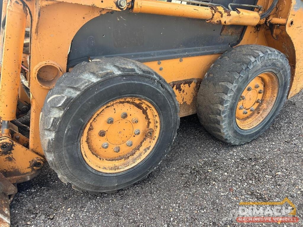 CASE 410 4x4 - joysticks - high flow - CE - Isuzu 4 cyl لوادر بعجل