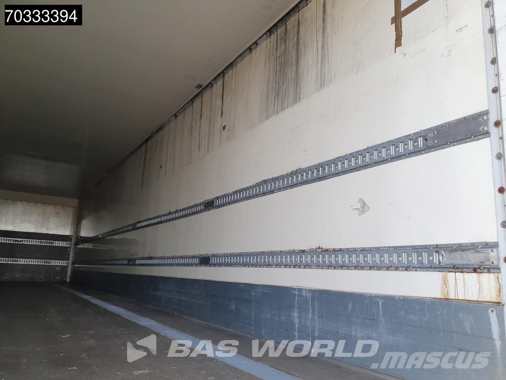  SYSTEM TRAILERS TFSSL 27 Plywood 3 axles SAF Kofferauflieger