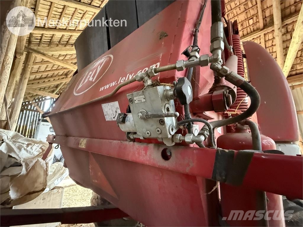 Lely Welger RP 535 Master Rundbalspressar