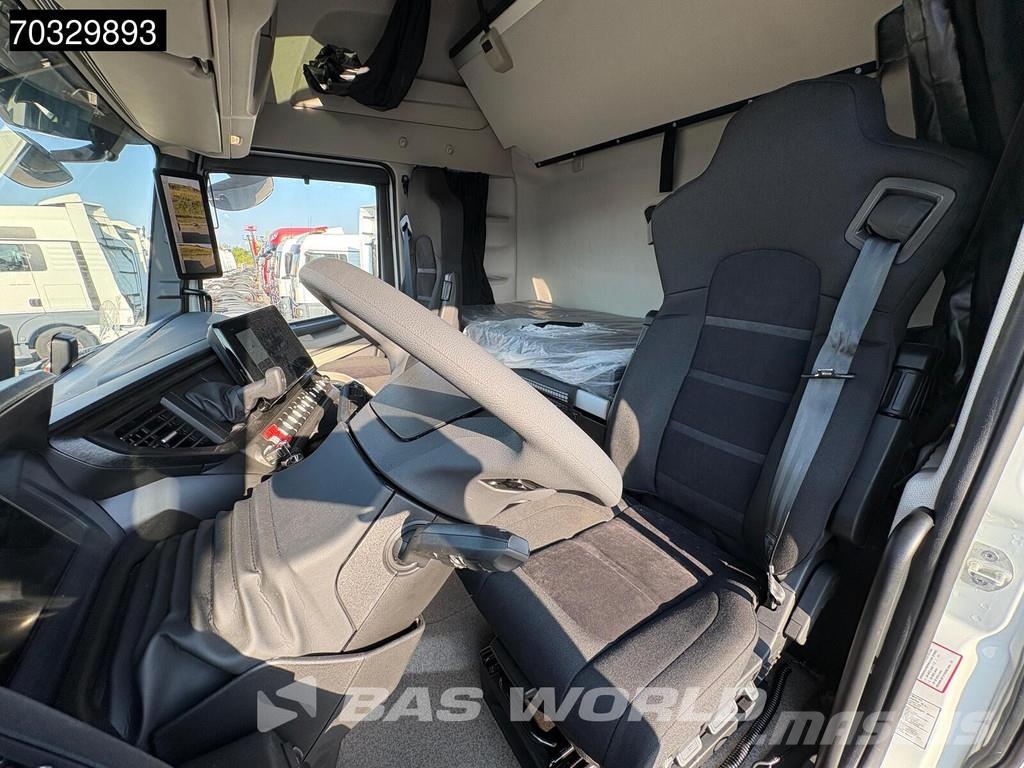 Iveco S-Way 460 4X2 NEW! 2xTanks HPEB Standklima ACC NAV Prime Movers