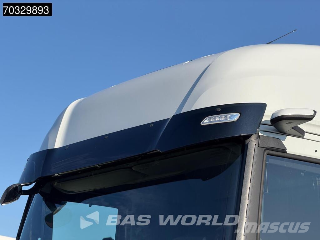 Iveco S-Way 460 4X2 NEW! 2xTanks HPEB Standklima ACC NAV Truck Tractor Units