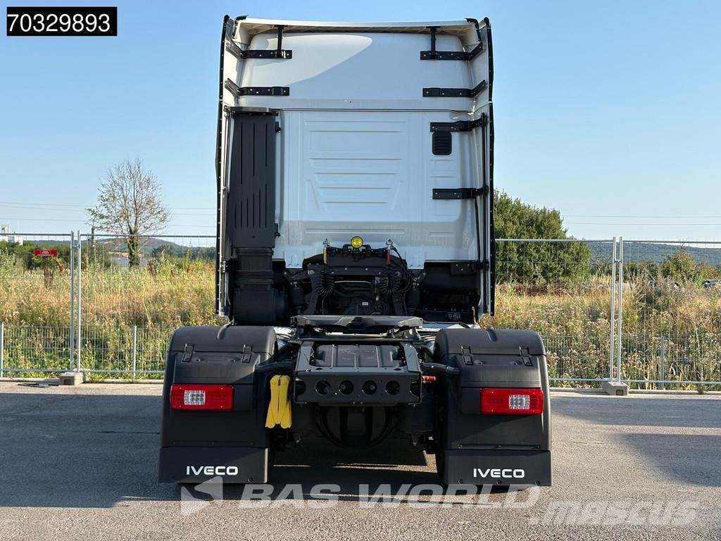 Iveco S-Way 460 4X2 NEW! 2xTanks HPEB Standklima ACC NAV Truck Tractor Units