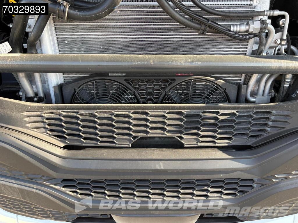 Iveco S-Way 460 4X2 NEW! 2xTanks HPEB Standklima ACC NAV Vetopöytäautot