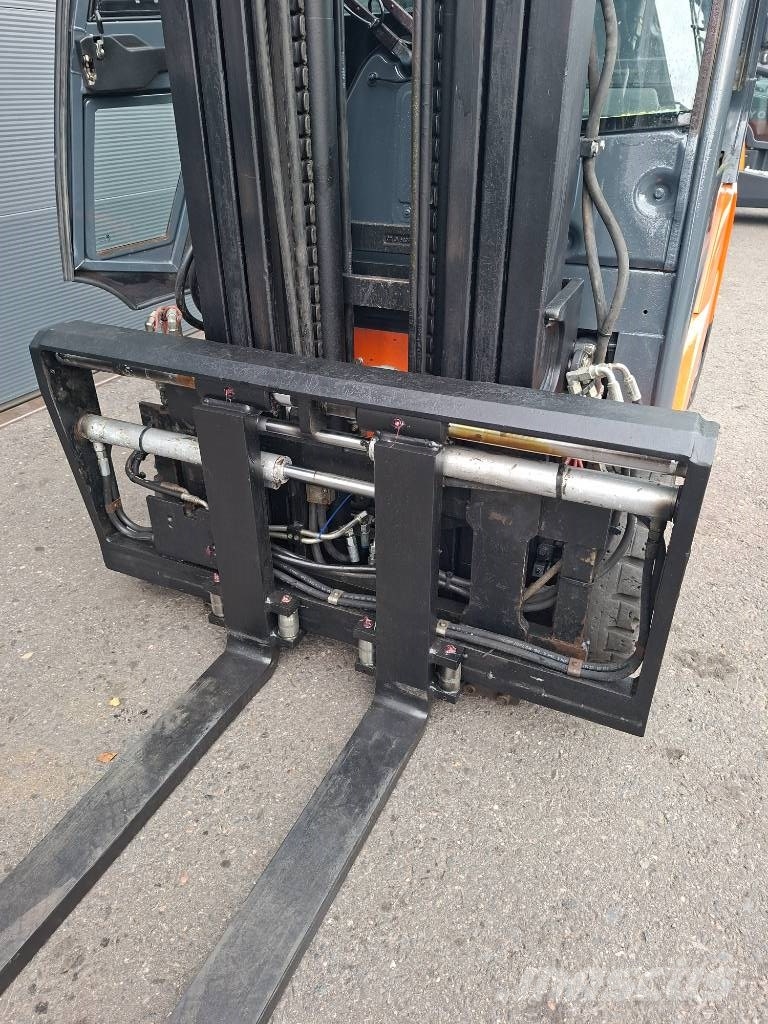 Toyota 8FBMK20T sähkötrukki Sähkötrukit