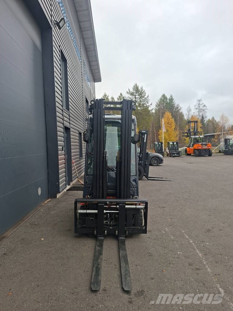 Toyota 8FBMK20T sähkötrukki Sähkötrukit