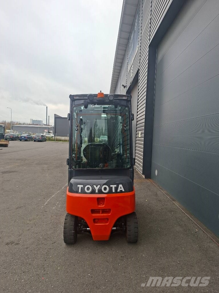 Toyota 8FBMK20T sähkötrukki Sähkötrukit