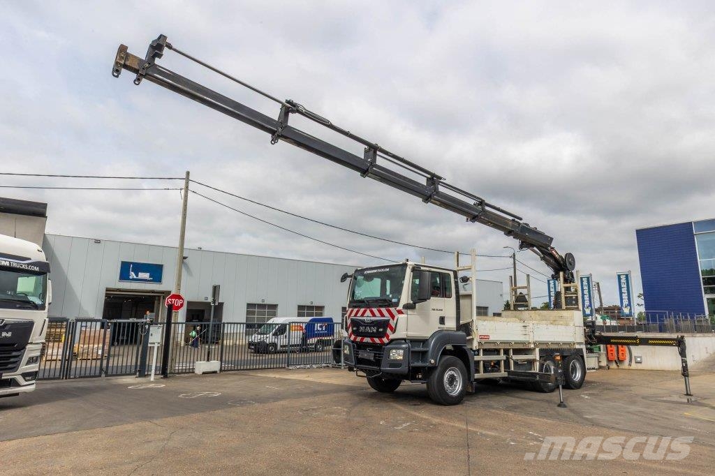 MAN TGS 33.440 BL - HIAB 288 E-5 平板式/側卸式卡車