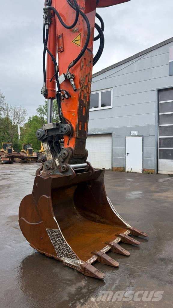 Liebherr R926 LC // BJ. 2011 / 18000H/SW/ZSA/ Beltegraver