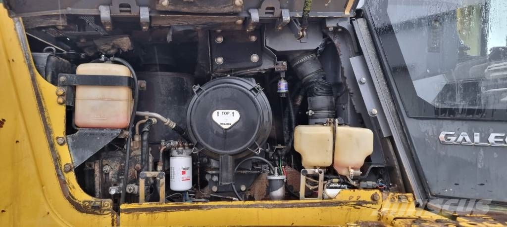 Komatsu D 61 EX-15 Buldooserid