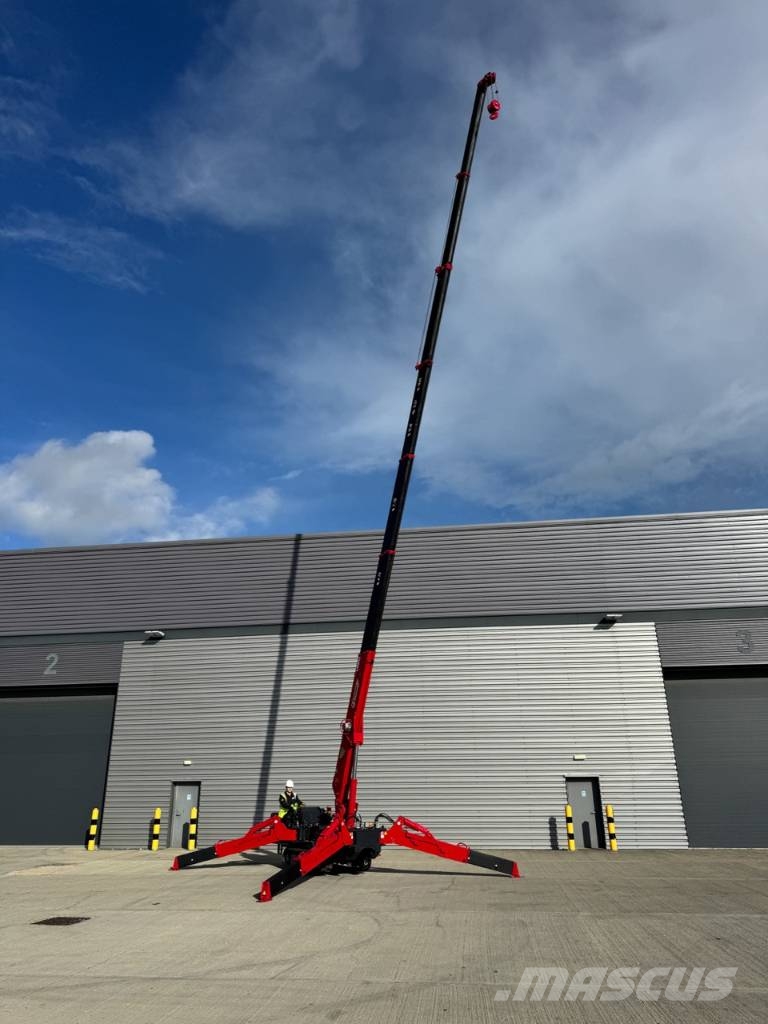 Unic URW-547 Minikraner