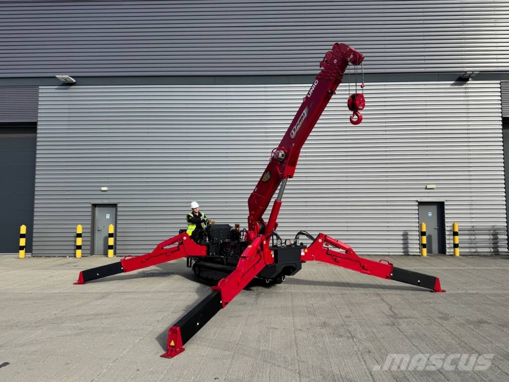 Unic URW-547 Minikraner