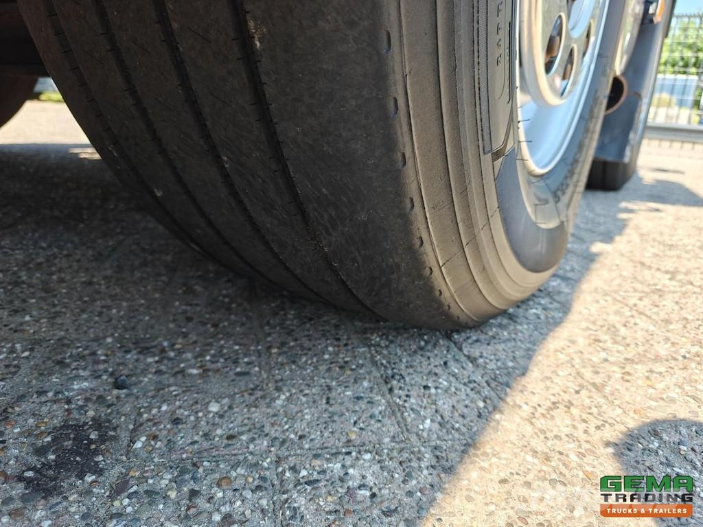 Volvo FM400 10X4R FAL18.0 RADD-A8 Sleeper Cab Euro5 - HM Камиони с кран с кука