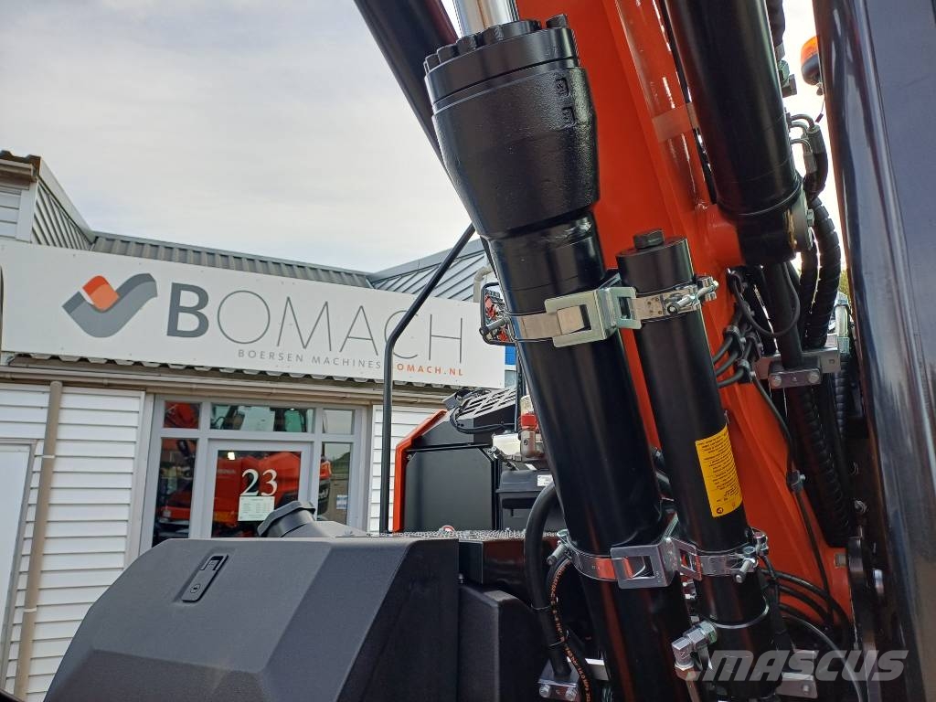 Kubota KW095 Wielgraafmachines