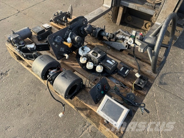 Astra ADT 30 C USED PARTS CAB COMPLET كابينة والداخلية