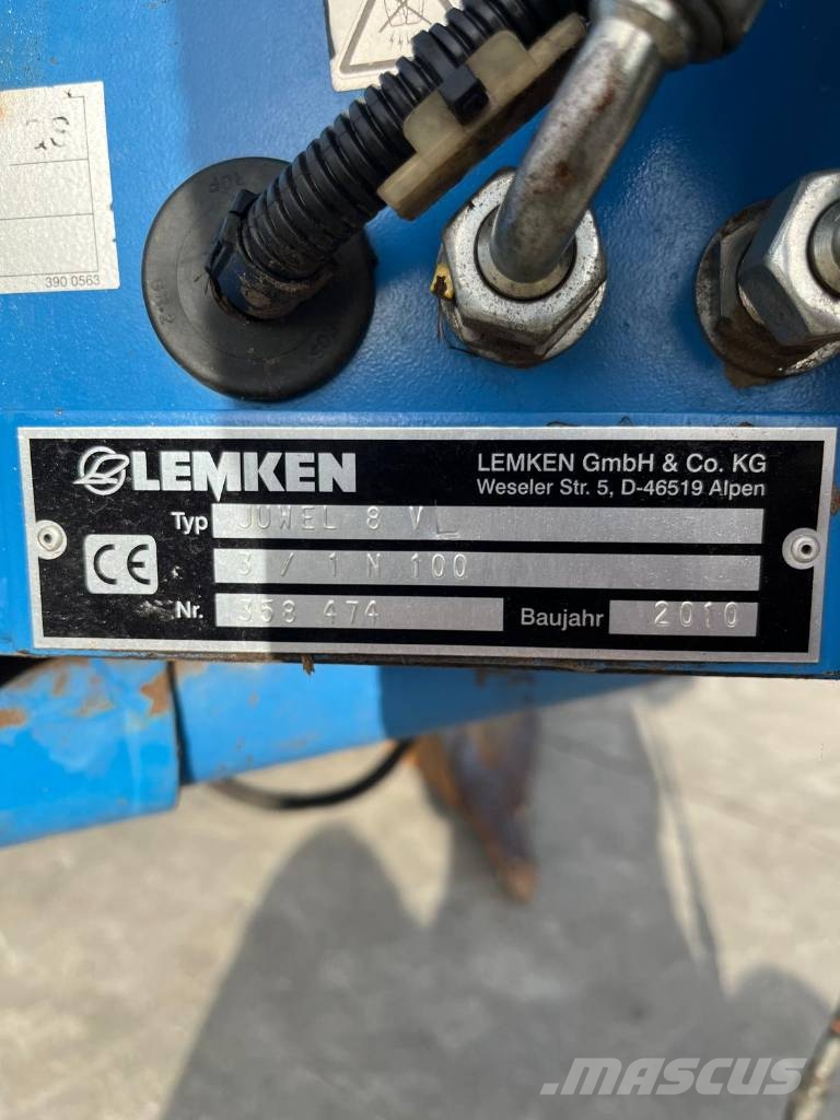 Lemken Juwel 8 VL 3+1 Dvojstranné pluhy