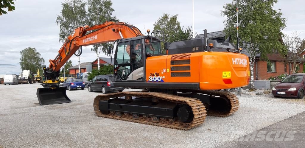 Hitachi ZX 300 LC - 6 , Uthyres Bageri guseničari