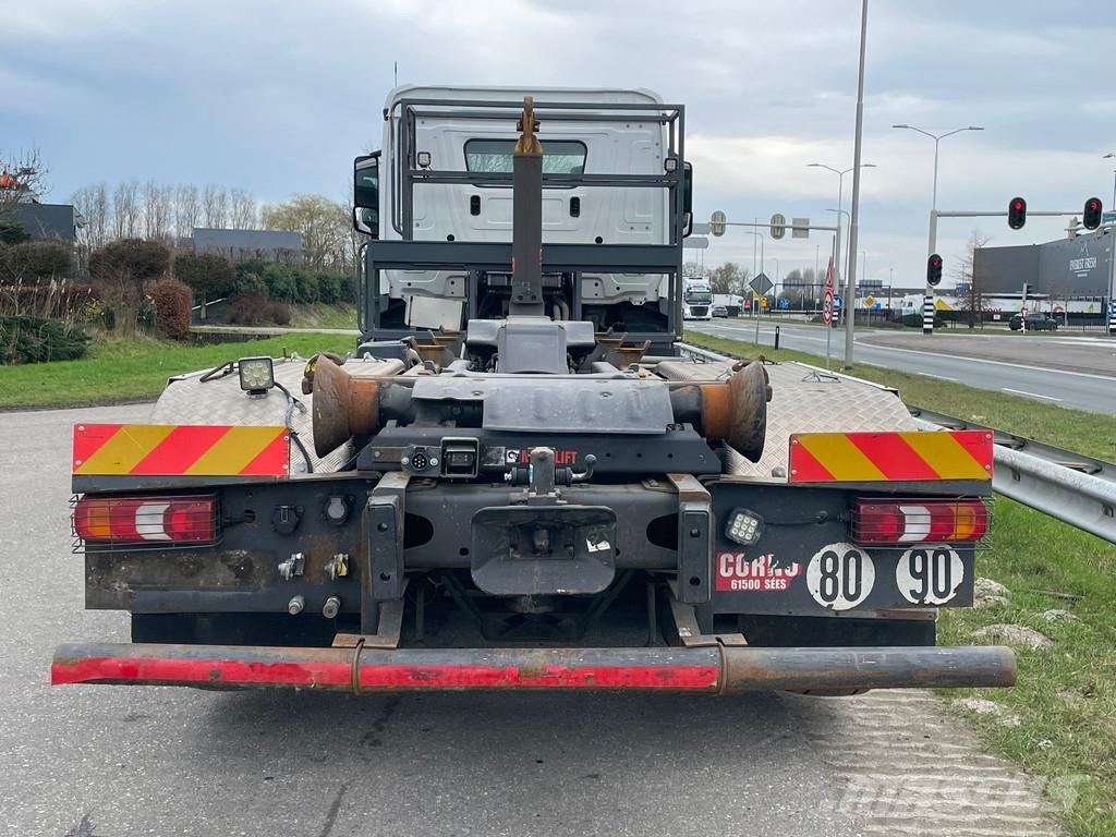 Mercedes-Benz Antos 2543 6x2 شاحنات الرافعات الخطافية