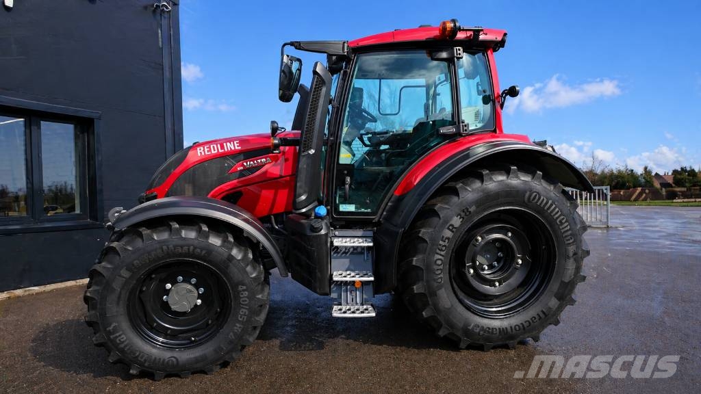 Valtra N 155 D Traktori