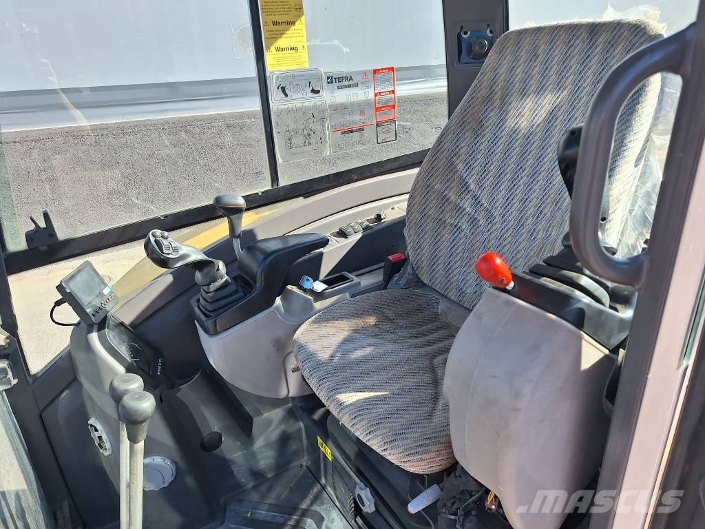 Volvo EC35D PYÖRITTÄJÄLLÄ Mini ekskavatörler, 7 tona dek