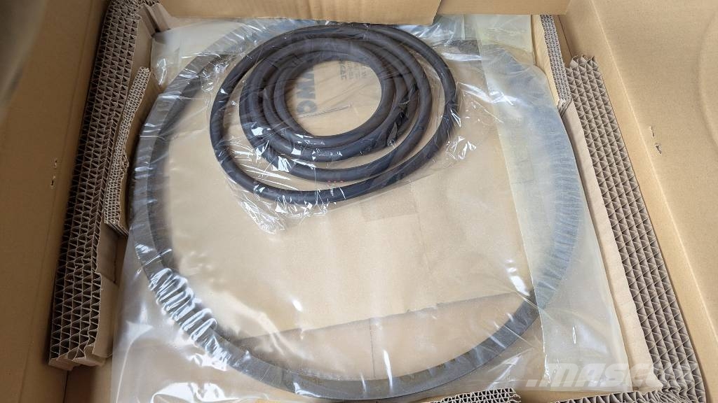 Komatsu FLOATING SEAL 21N-27-00150 Hydraulika