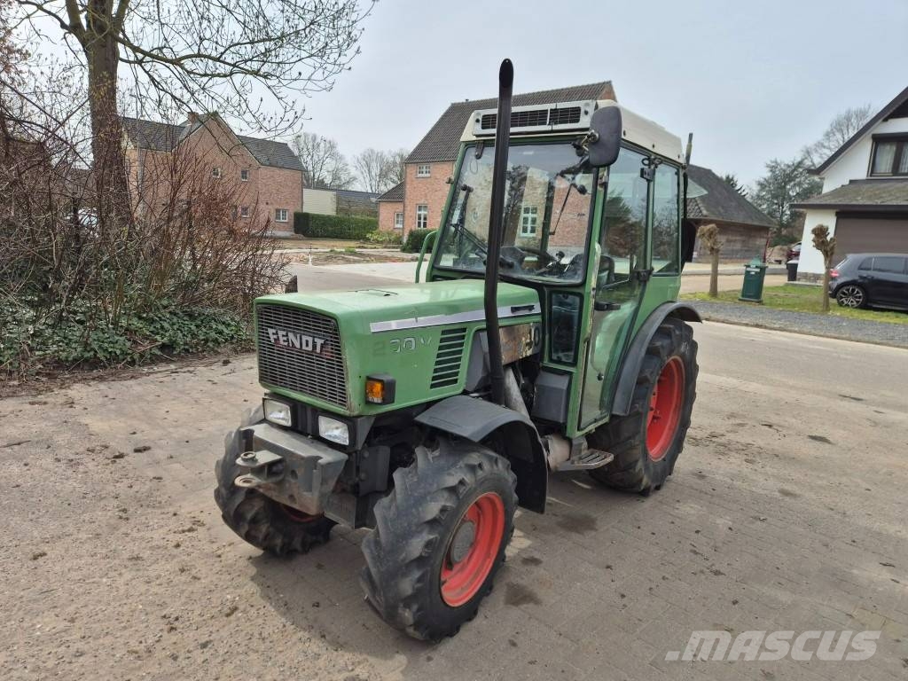 Fendt 260V Traktorok