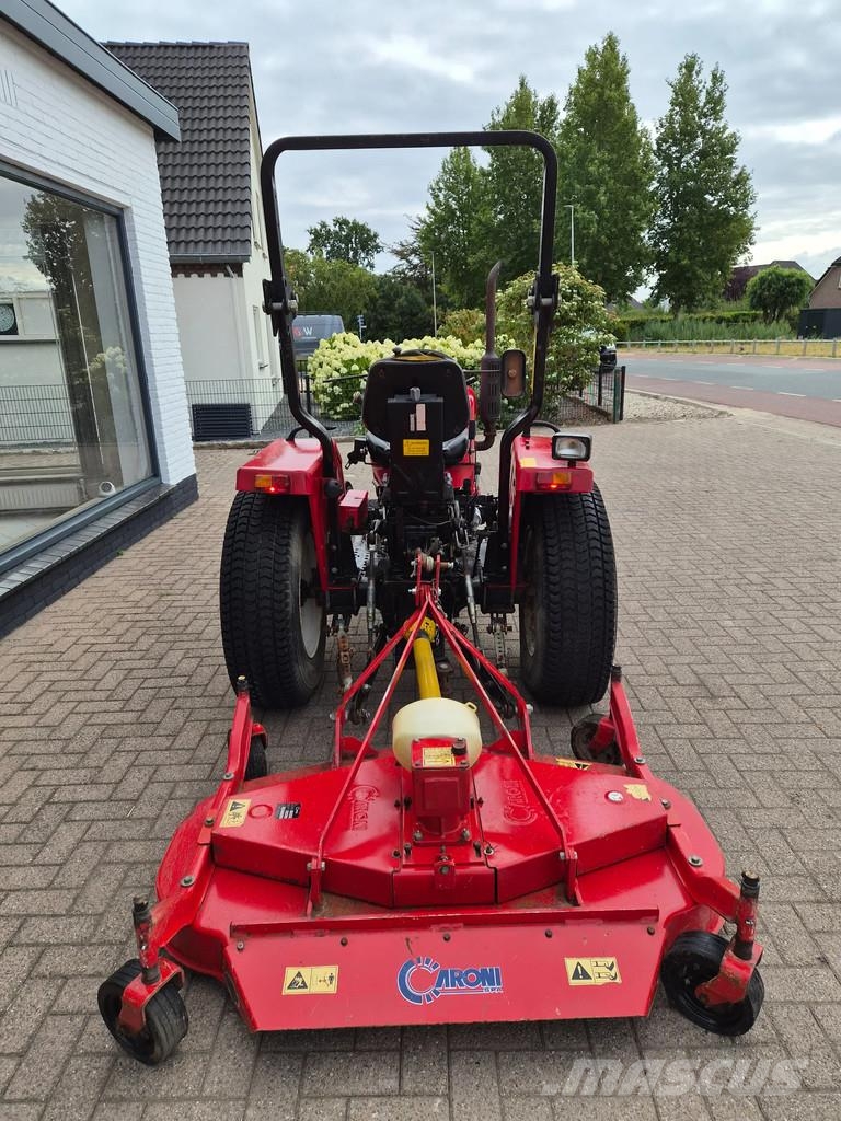 Iseki Minitractor met maaidek 204 miditractor yanmar Laden en Lossen - overige