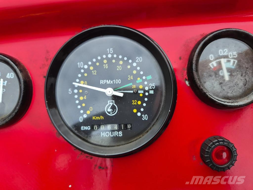 Iseki Minitractor met maaidek 204 miditractor yanmar Laden en Lossen - overige