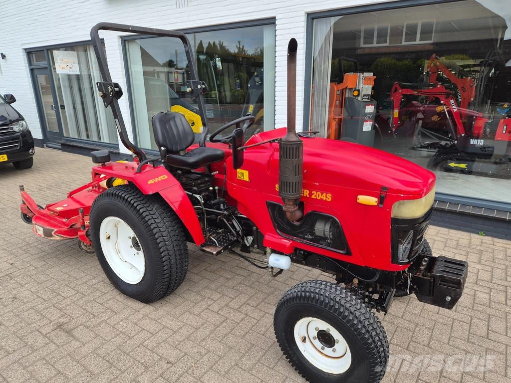 Iseki Minitractor met maaidek 204 miditractor yanmar Laden en Lossen - overige