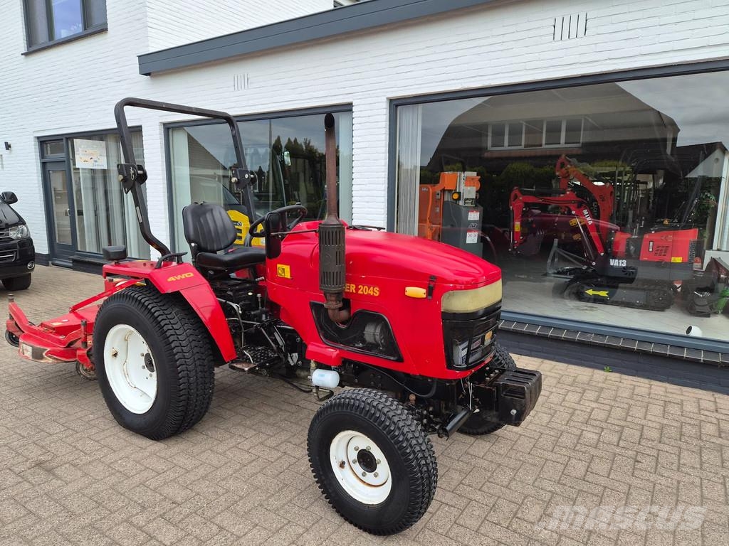 Iseki Minitractor met maaidek 204 miditractor yanmar Laden en Lossen - overige