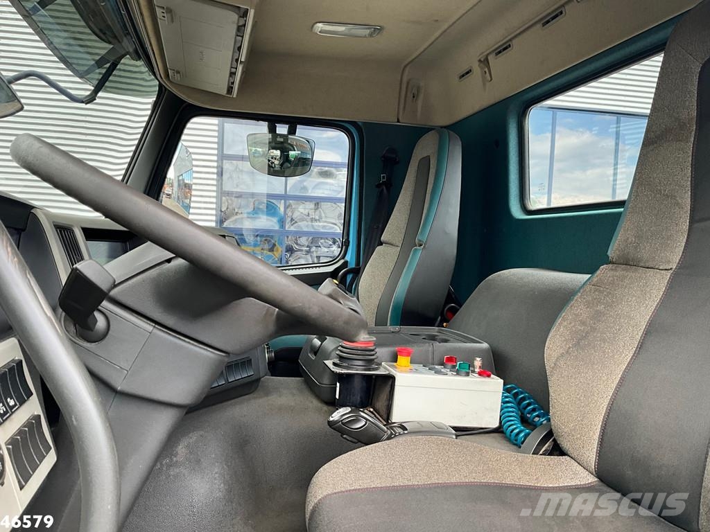 Volvo FM 420 8x4 Euro 6 26 Ton haakarmsysteem Abrollkipper