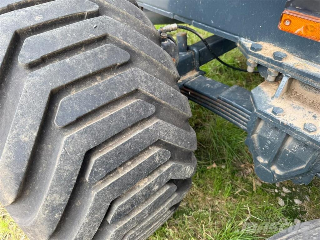  Arcusin Autostack XP54T Prikolica za bale