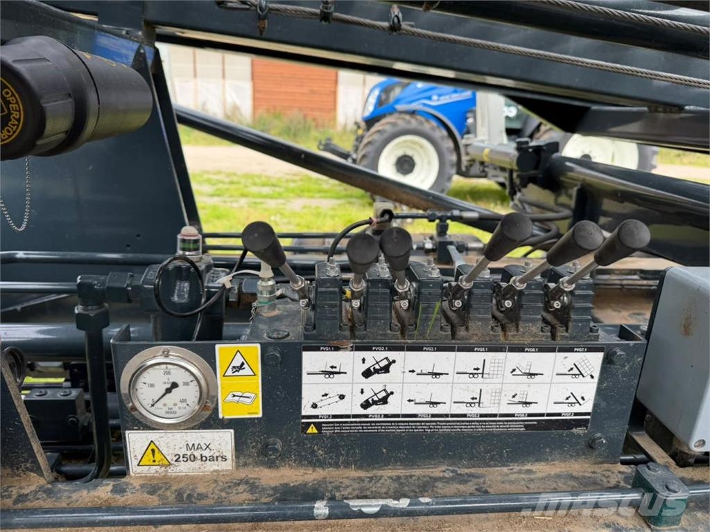  Arcusin Autostack XP54T Prikolica za bale