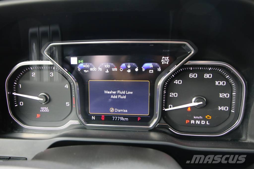 GMC Sierra 2500HD At4 皮卡车