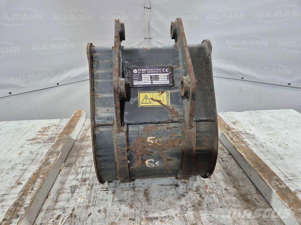 Ahlmann AZ6/85 Dieplepelbak graafarm Ковші