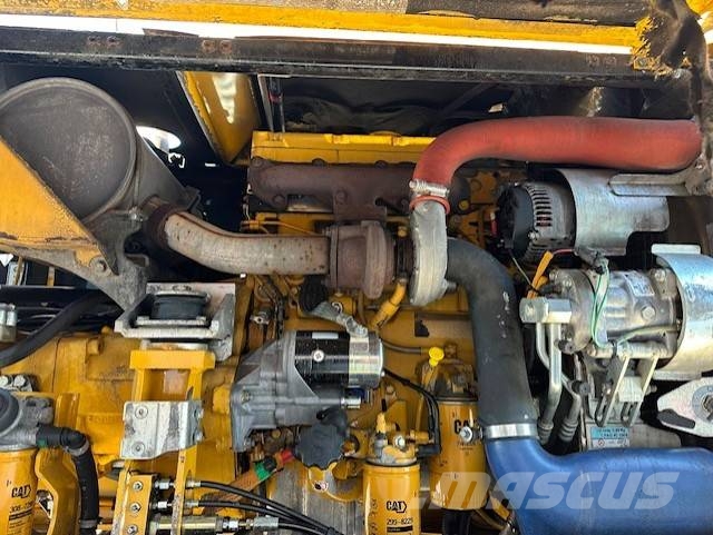 CAT M 315 D + ROTOTILT Ratiniai ekskavatoriai