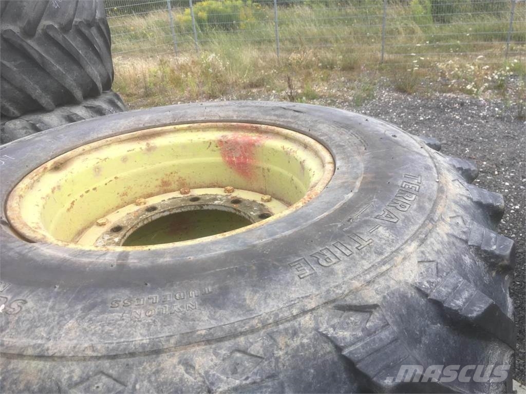 Goodyear 48x31.00-20 NHS x2 Tyres, wheels and rims