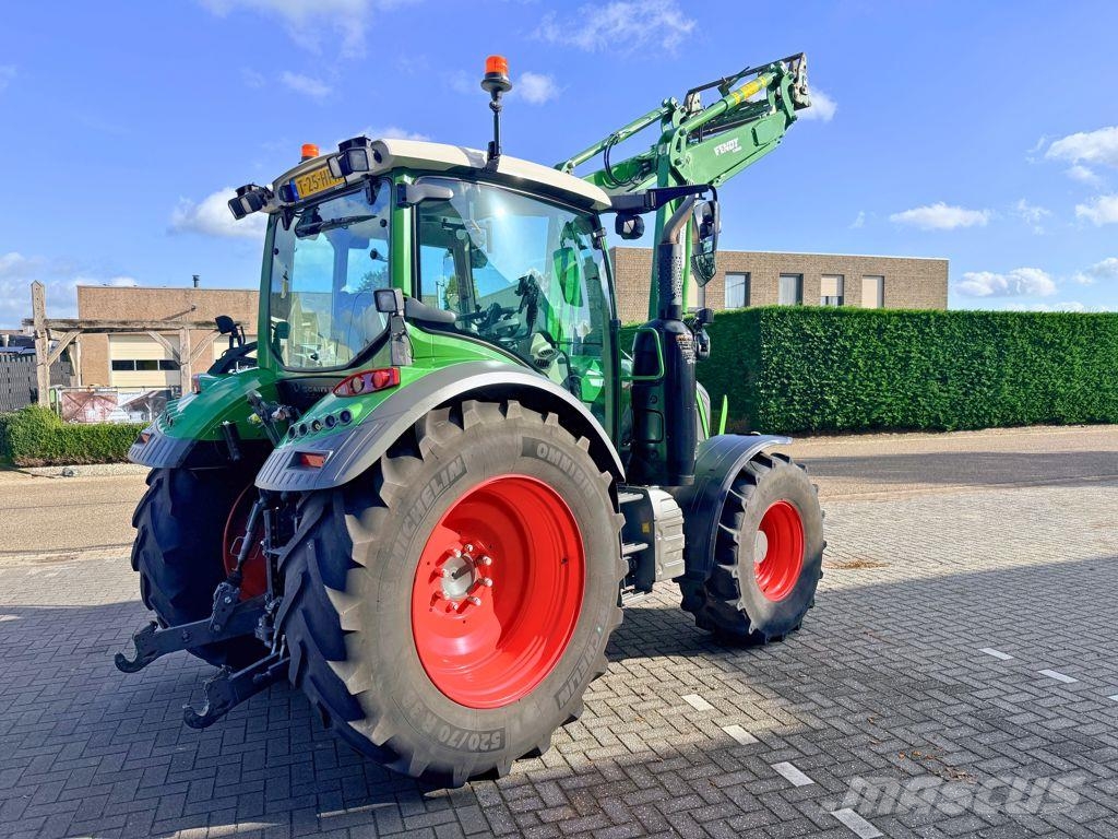 Fendt 313 Vario Gen 4 FendtOne + Cargo 4x75 Tractors
