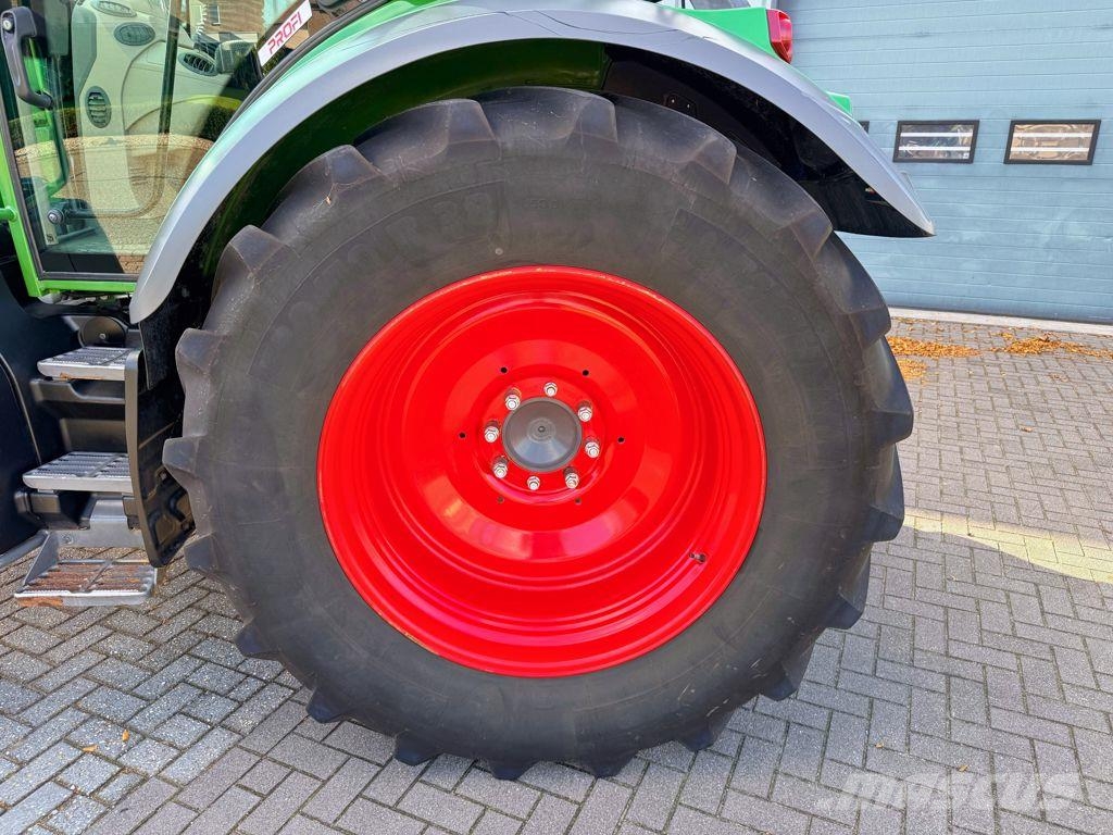 Fendt 313 Vario Gen 4 FendtOne + Cargo 4x75 Tractors