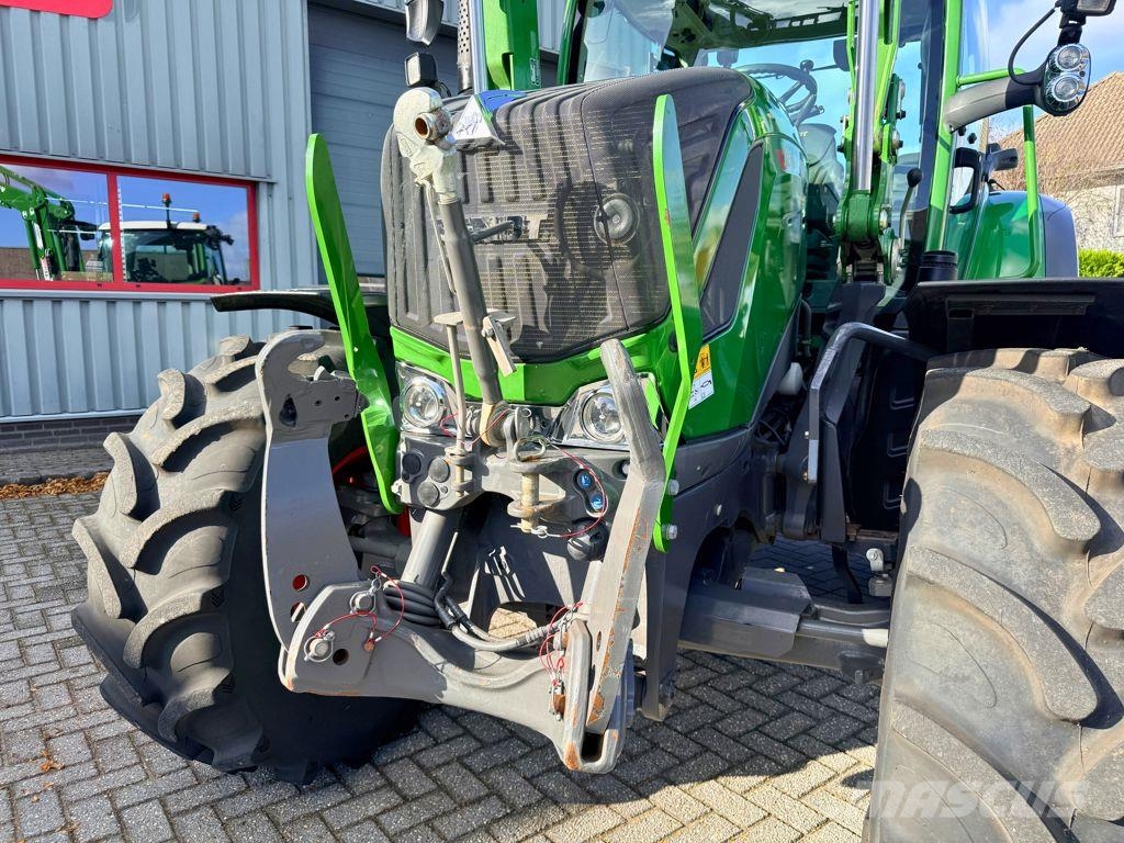 Fendt 313 Vario Gen 4 FendtOne + Cargo 4x75 Tractors