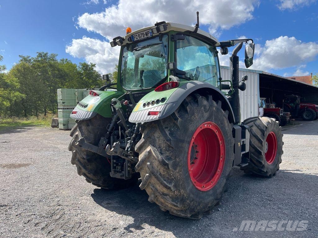 Fendt 720 VARIO POWER + Tractors