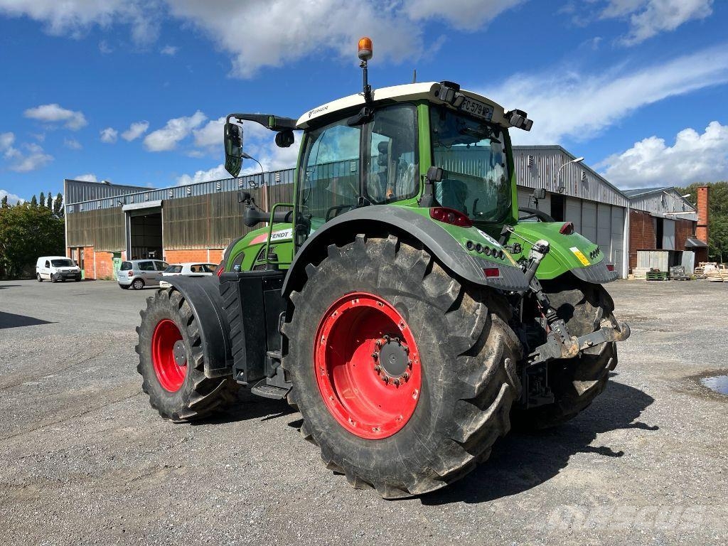 Fendt 720 VARIO POWER + Tractors