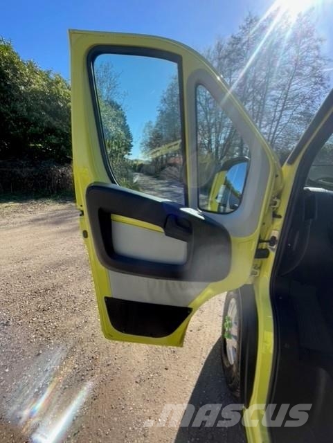 Fiat Ducato A&E Fiat Ducato A&E Vehicle with Stryker Pr Ambulanze