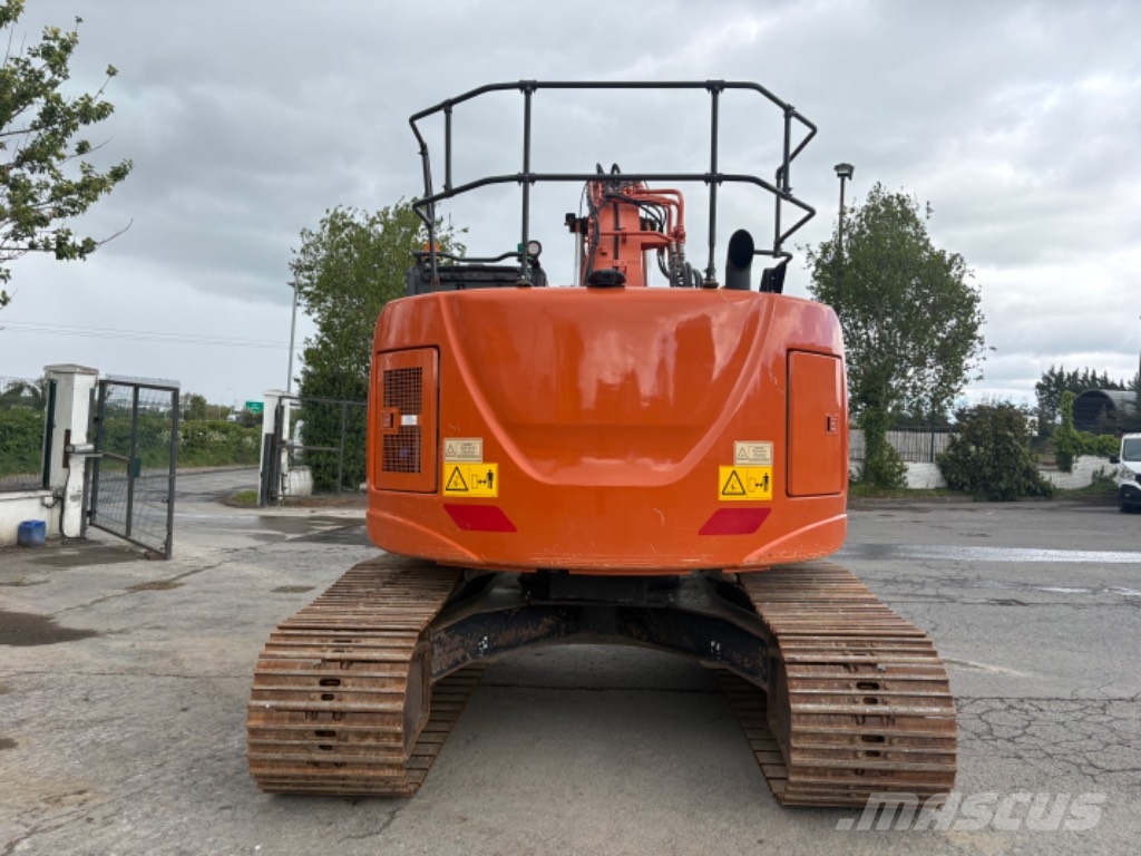 Hitachi ZX 225 US LC-6 Верижен екскаватор