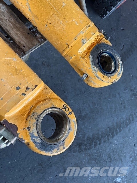 Liebherr R 944 B SIŁOWNIK HYDRAULICZNY Hüdraulika