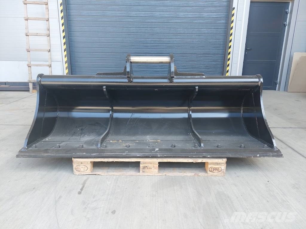 Volvo S60 ditch cleaning bucket 2000 mm in stock Cucharones