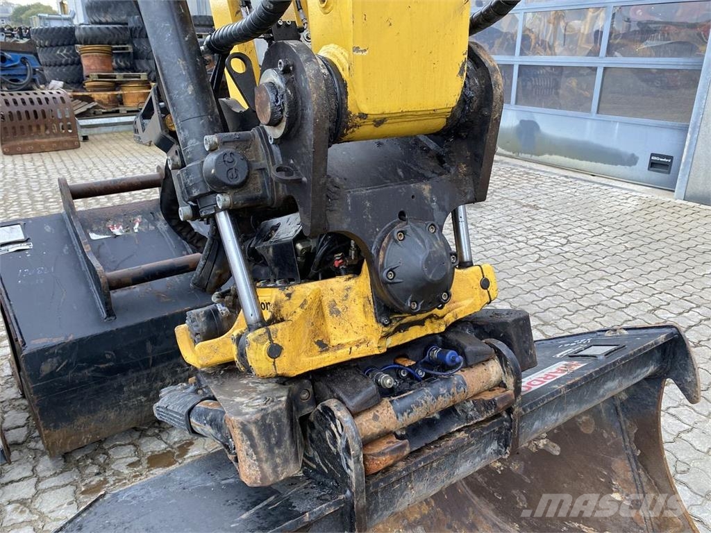 Komatsu PC138US-11EO Telakaivukoneet