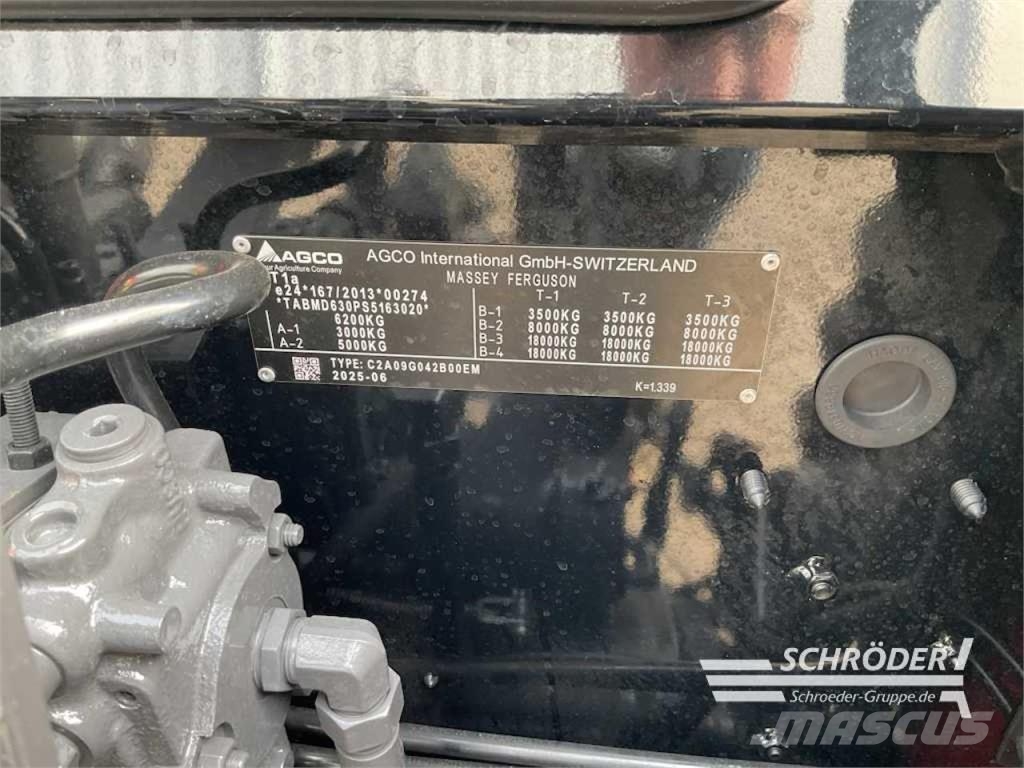 Massey Ferguson 4709 M CAB ESSENTIAL Traktori