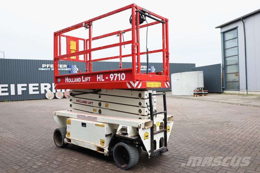 Holland Lift Ecostar HL-9710 Electric, 12m Working Height, 325k Nůžková zvedací plošina