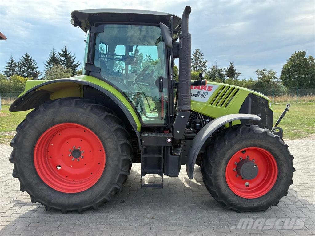CLAAS ARION 530 Traktorit