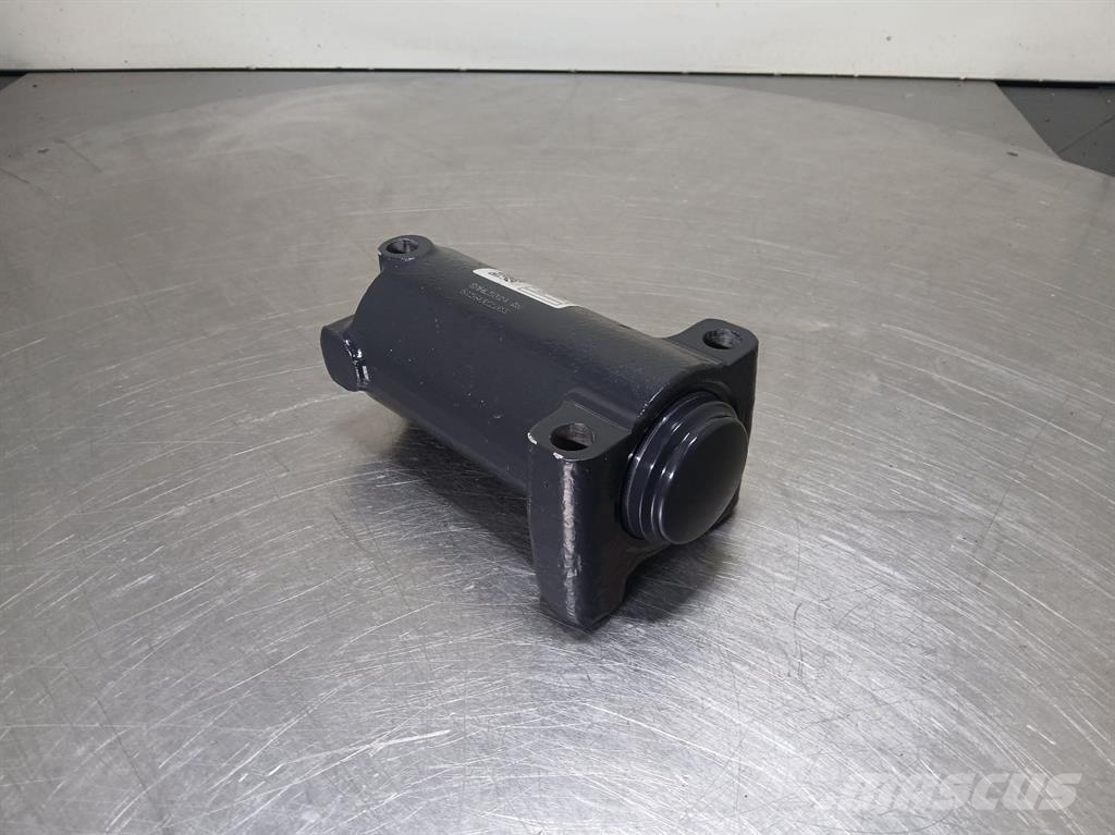 Yanmar 80/130-6156002200-Support cylinder/Axle lock Hidraulika